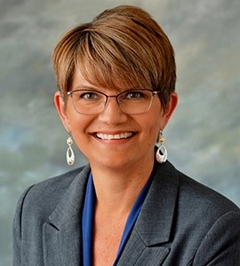 Photo of Dr. Stephanie Erdmann