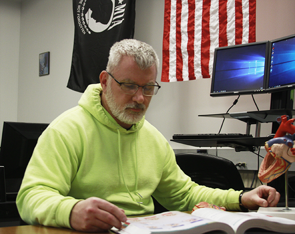 A veteran studying at the GFC MSU Veterans Center
