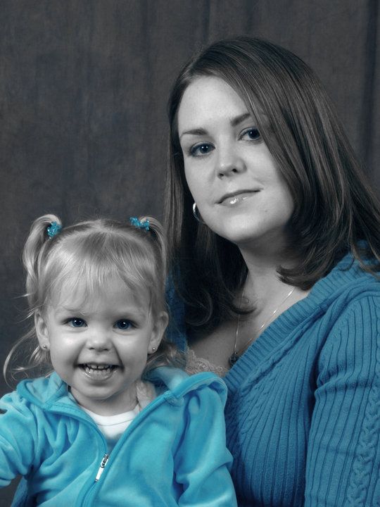 Kaelyn and Jessica Bray
