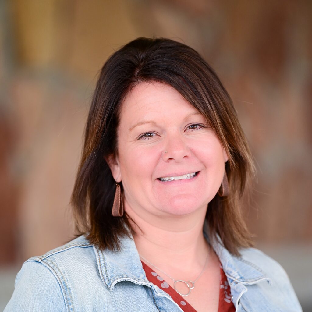 Deanna Thompson